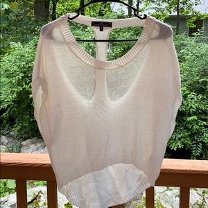 White sweater high and low